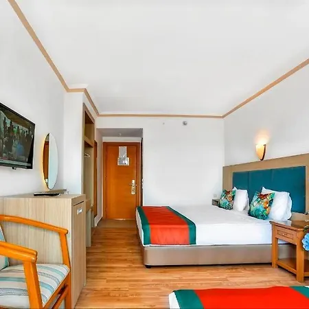 Club Mirabell 4*